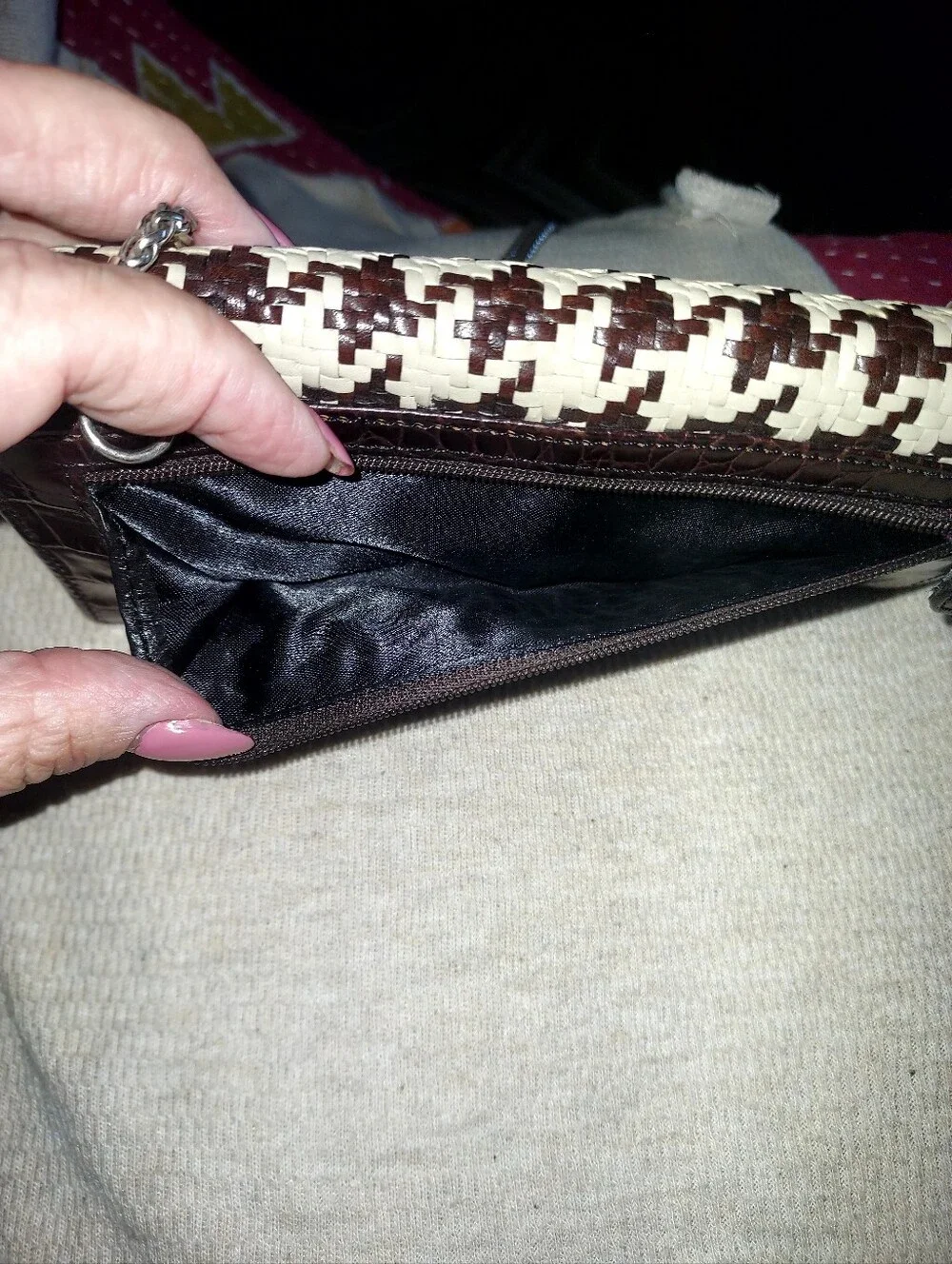 Vintagr Brighton Woven Houndstooth Crossbody Clutch - Brown & Cream